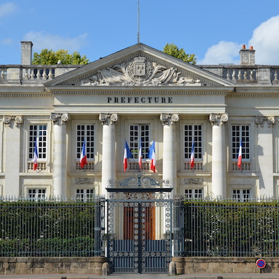 photo d'un palais de justice